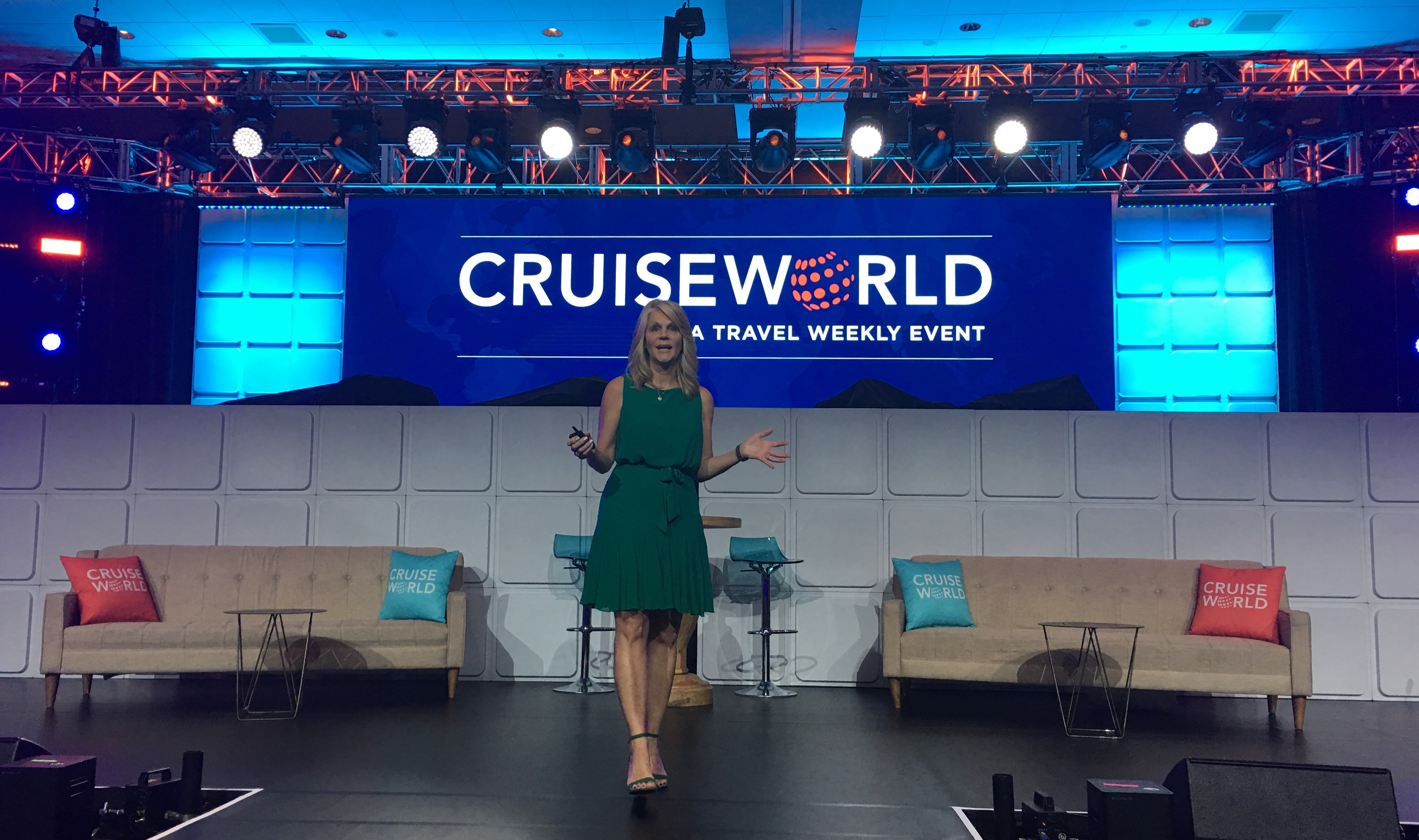 Michelle Fee Cruise World 2018